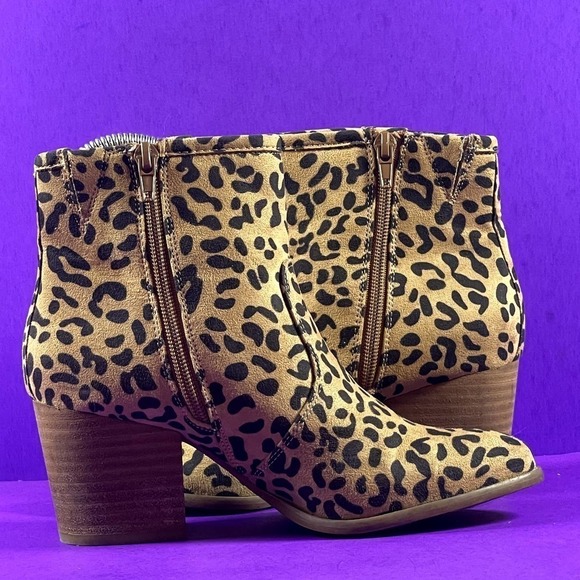 CARLOS by‎ Carlos Santana Leopard Print Ankle Booties Shoe Size 5.5 - Picture 7 of 9